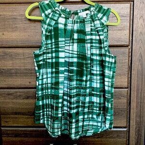 Women’s sleeveless blouse